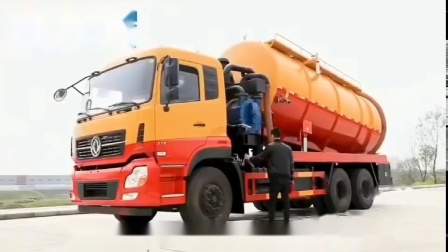 东风天龙清洗吸污车视频