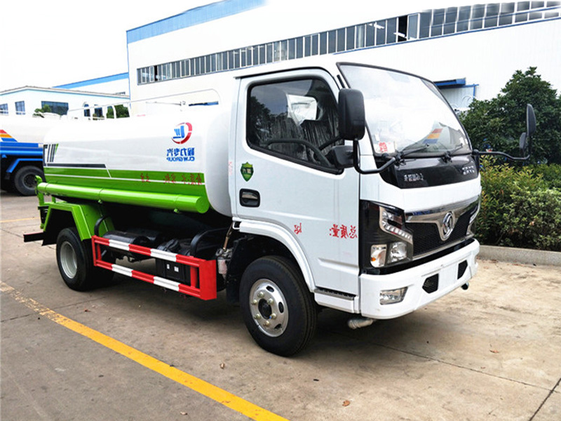 5吨东风多利卡/福瑞卡洒水车