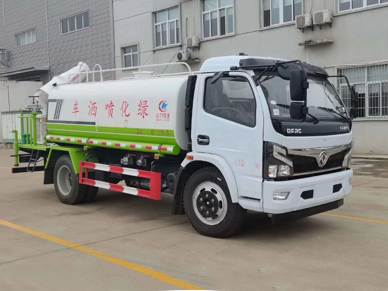 东风大多利卡/福瑞卡绿化喷洒车