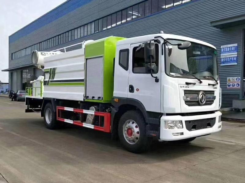 东风D9多利卡多功能抑尘车