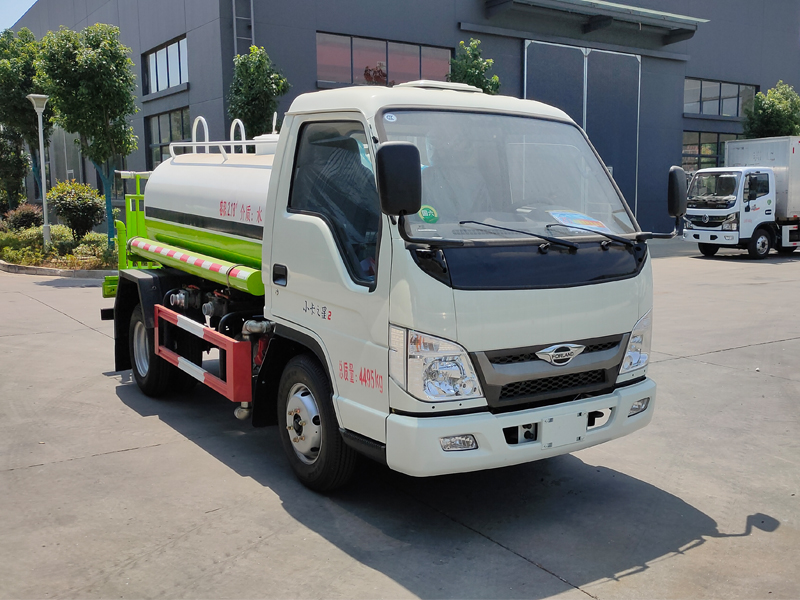 福田小卡之星2蓝牌洒水车