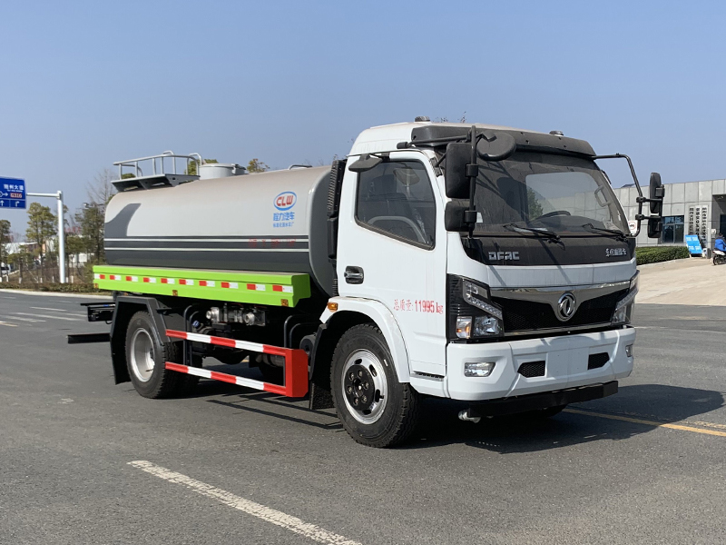 9.2吨东风福瑞卡洒水车标准化